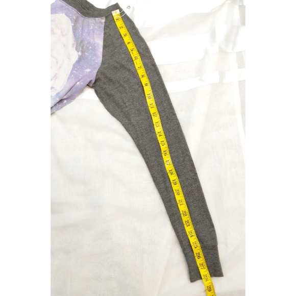 🧣B2G1 SALE Marilyn Monroe grapic long sleeve tee - Picture 5 of 6